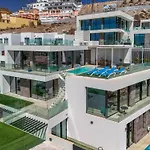 E With Priv, Heated Pool, Ocean View The View Tenerife 别墅