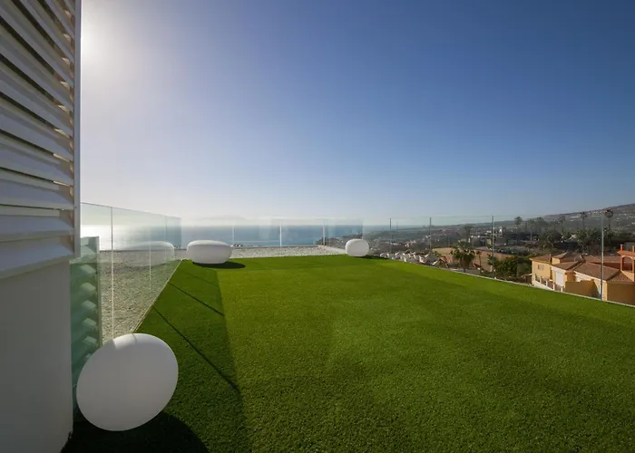 200m New E With Priv/heated Pool, Ocean View. Вилла