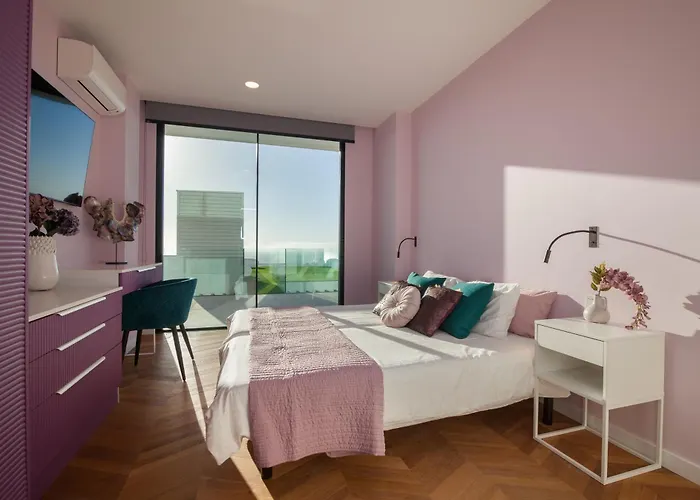 200m New E With Priv/heated Pool, Ocean View. * Адехе