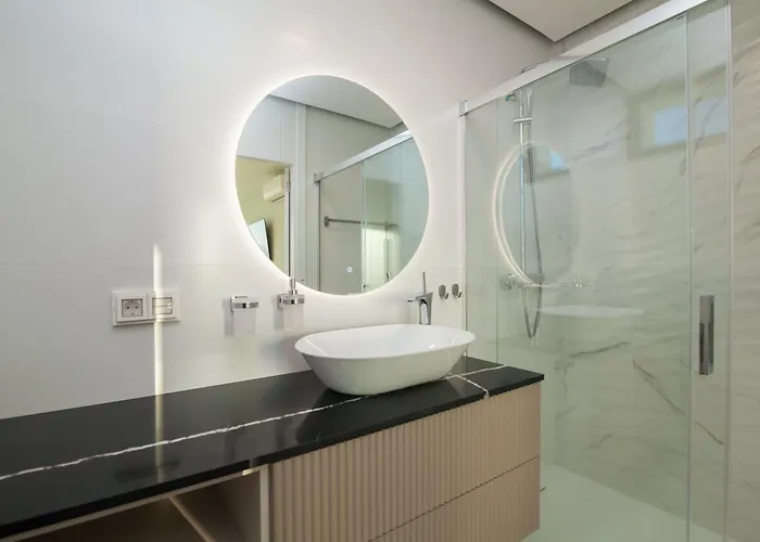 200m New E With Priv/heated Pool, Ocean View. Адехе