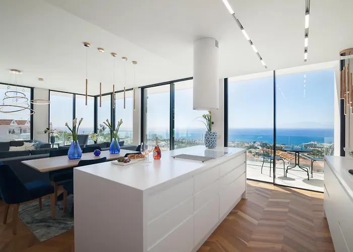 200m New E With Priv/heated Pool, Ocean View. * Costa Adeje (Tenerife)