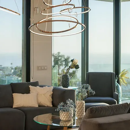 200m New E With Priv/heated Pool, Ocean View. *